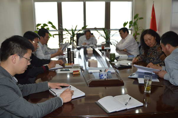 华体会手机网页版登录入口-华体会(中国)
领导班子召开党的群众路线教育实践活动第三次集中学习交流会